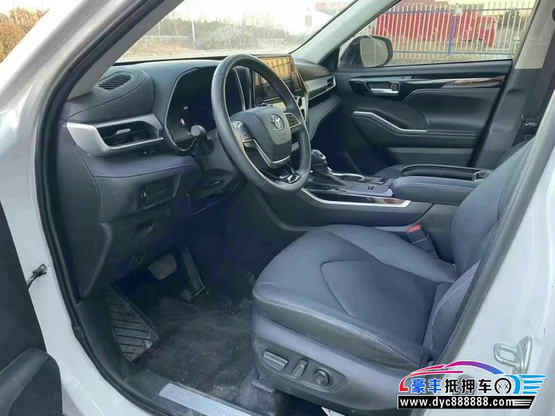 23年丰田汉兰达轿车抵押车出售