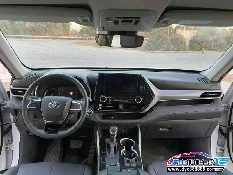 23年丰田汉兰达轿车抵押车出售