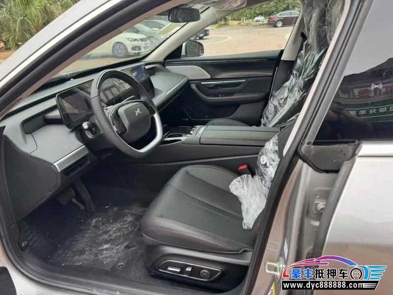 24年小鹏汽车P7轿车抵押车出售