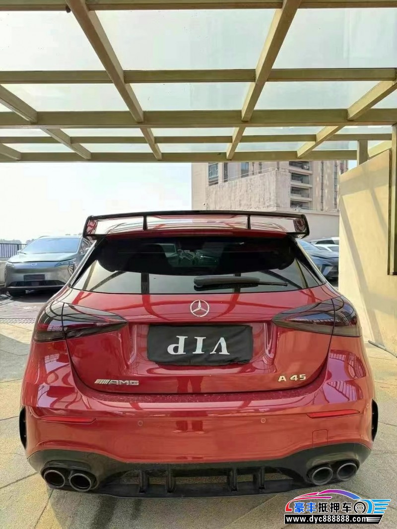 23年奔驰A级AMG轿车抵押车出售