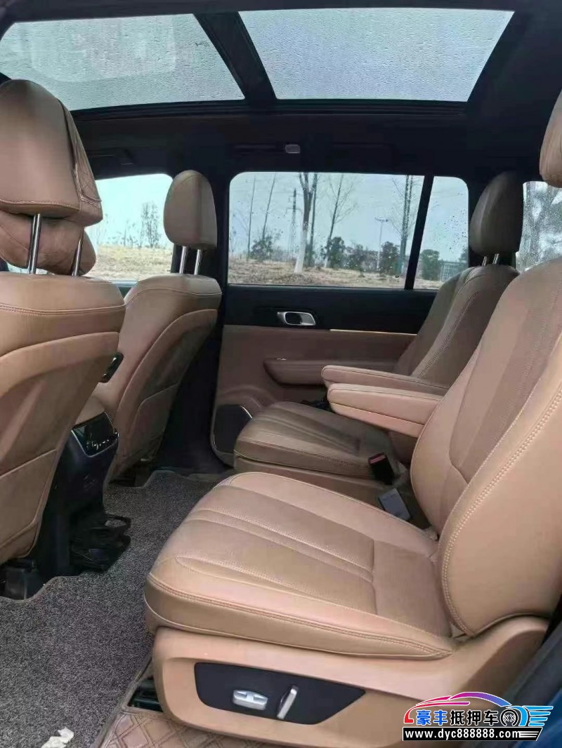 21年理想ONE轿车抵押车出售