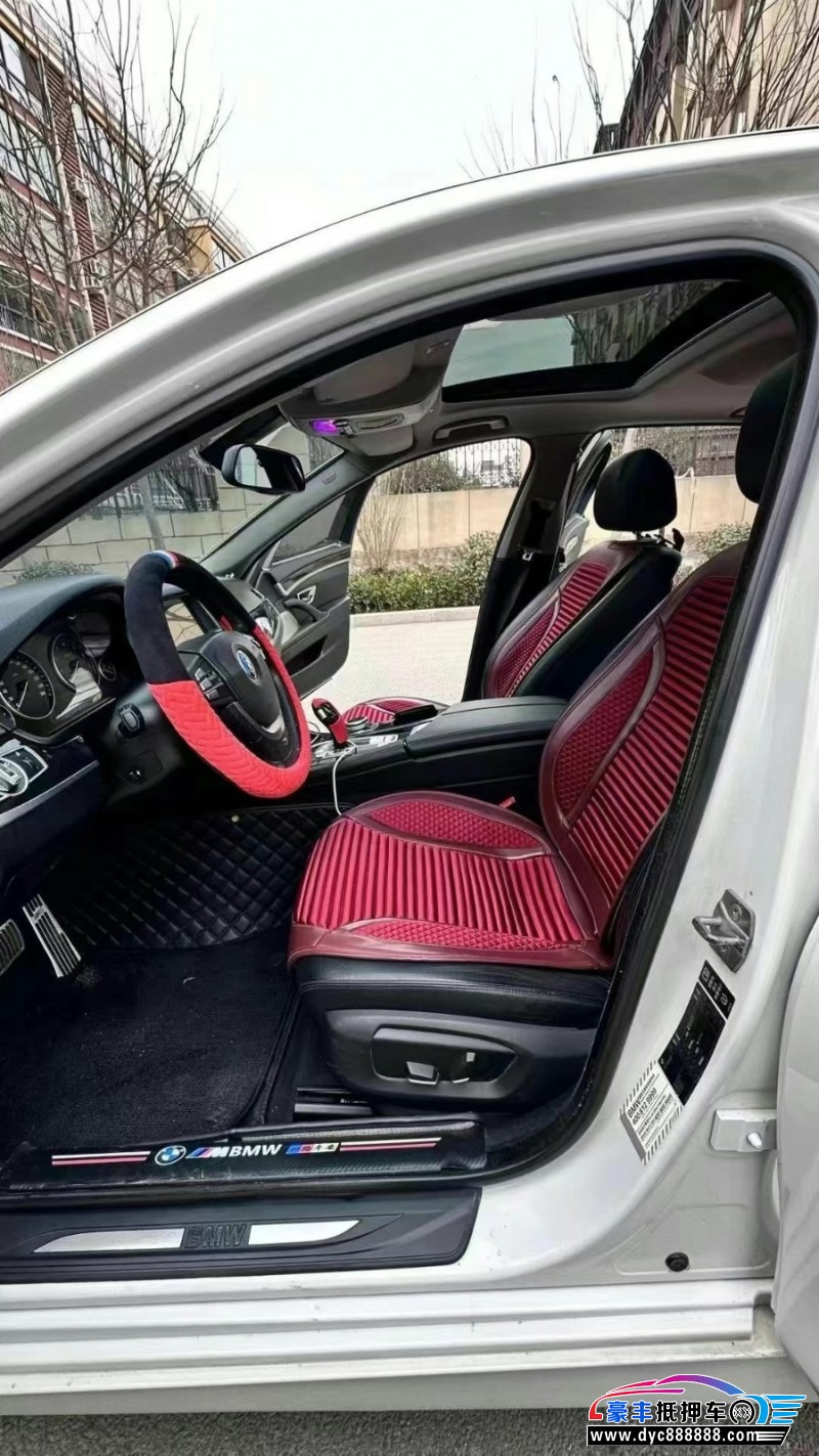 14年宝马5系轿车抵押车出售