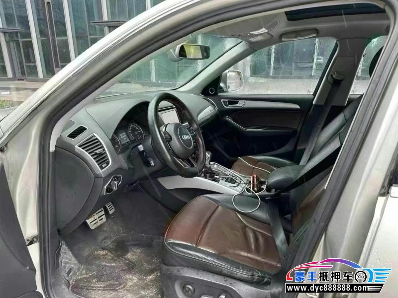 16年奥迪Q5轿车抵押车出售