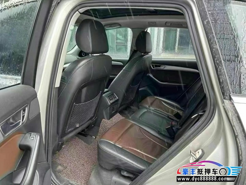 16年奥迪Q5轿车抵押车出售