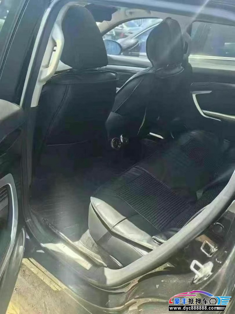 18年WEYVV7轿车抵押车出售