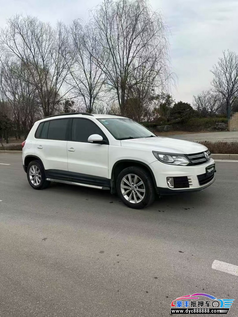 15年大众途观轿车抵押车出售