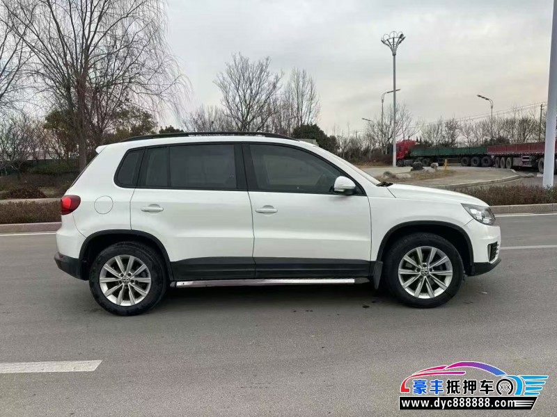 15年大众途观轿车抵押车出售