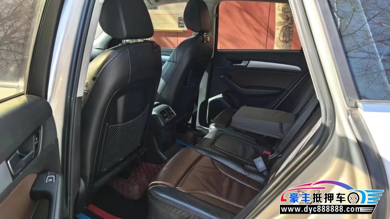 16年奥迪Q5轿车抵押车出售