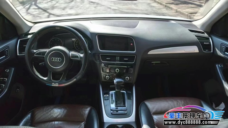 16年奥迪Q5轿车抵押车出售