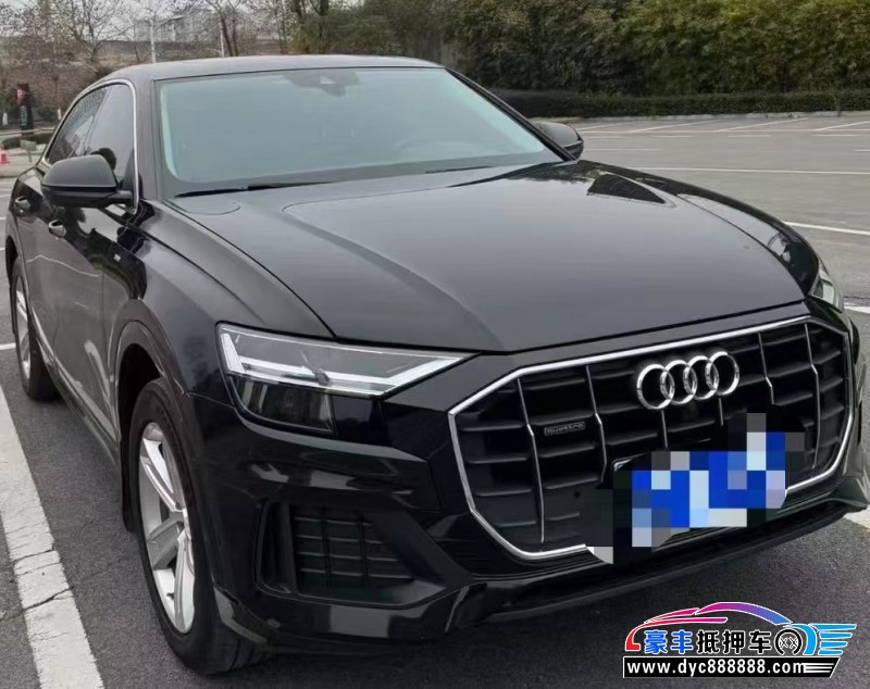 20年奥迪Q8轿车抵押车出售