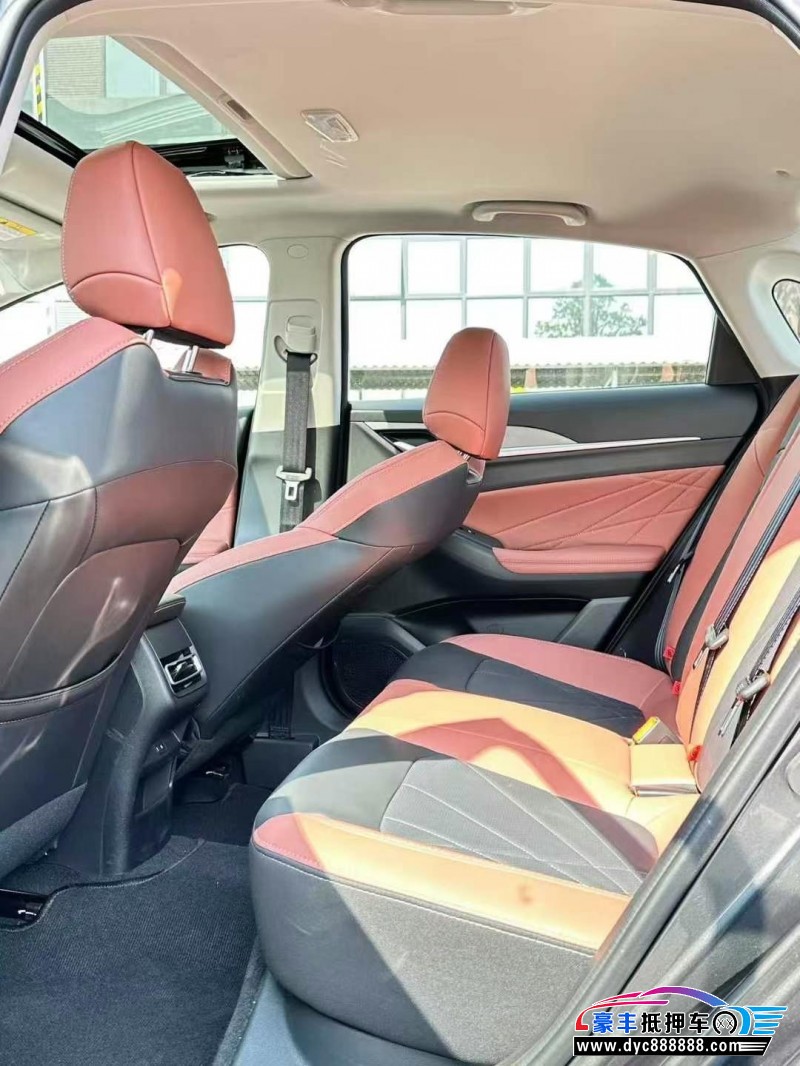 24年长安逸动轿车抵押车出售