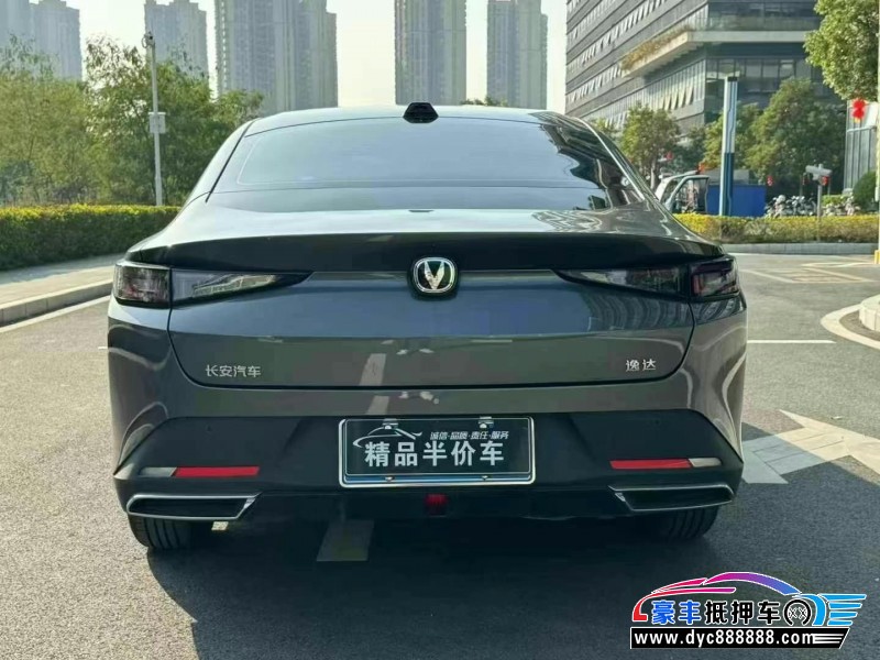 24年长安逸达轿车抵押车出售