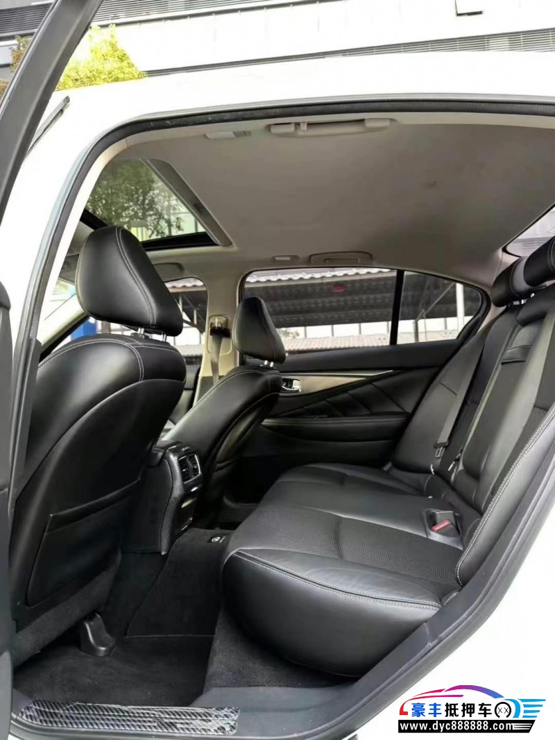 17年英菲尼迪Q50L轿车抵押车出售