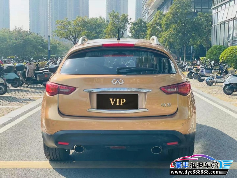 12年英菲尼迪FX35轿车抵押车出售