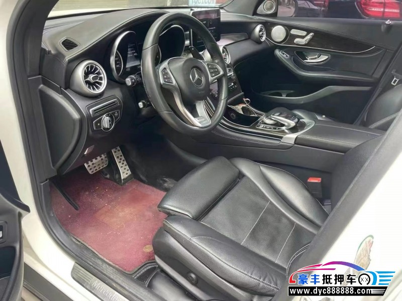 16年奔驰GLC轿车抵押车出售