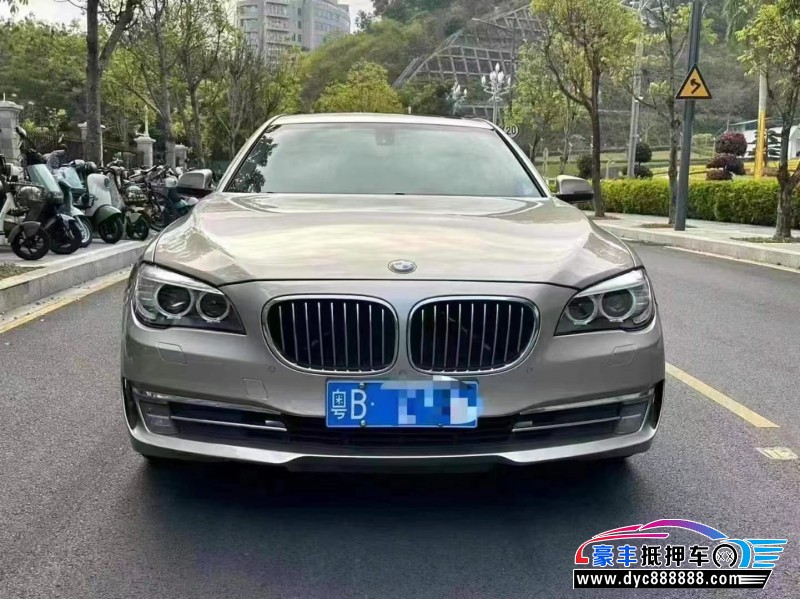 14年宝马7系轿车抵押车出售