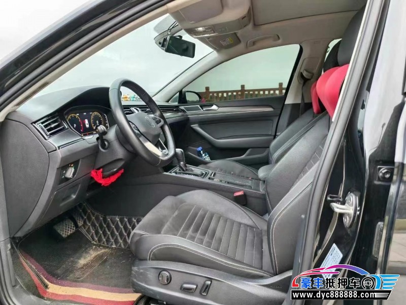 22年大众迈腾轿车抵押车出售