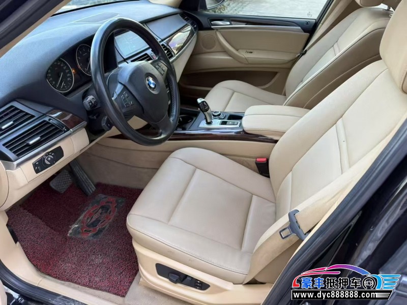 13年宝马X5轿车抵押车出售