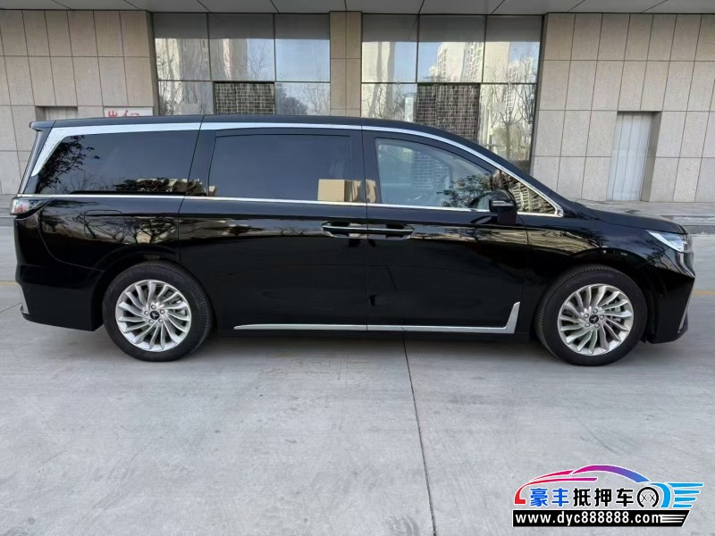 24年岚图梦想家轿车抵押车出售