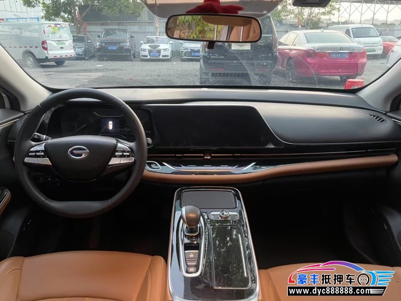 20年埃安魅S580轿车抵押车出售