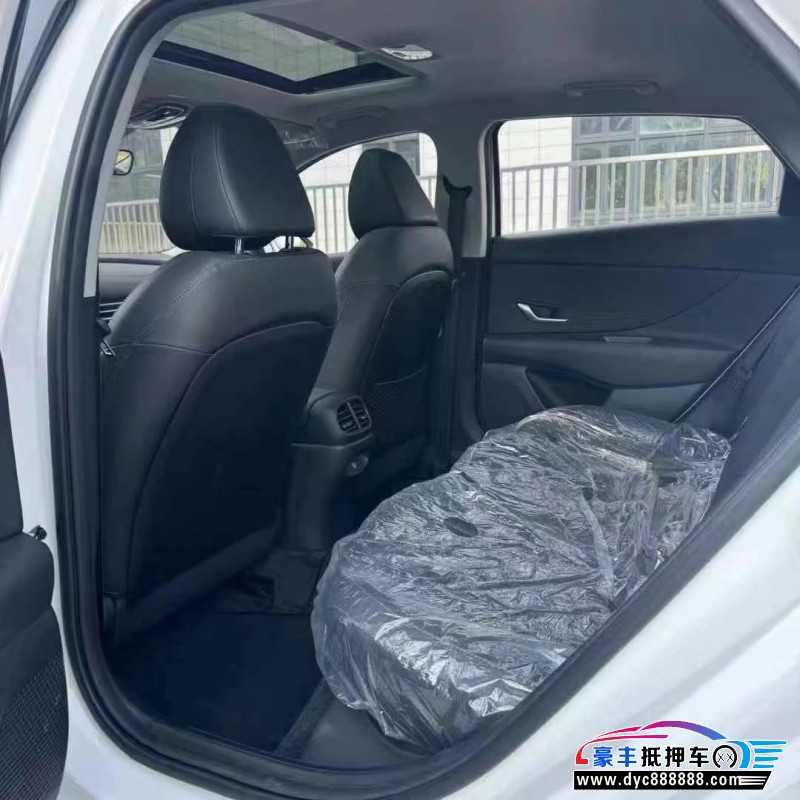 24年现代伊兰特轿车抵押车出售