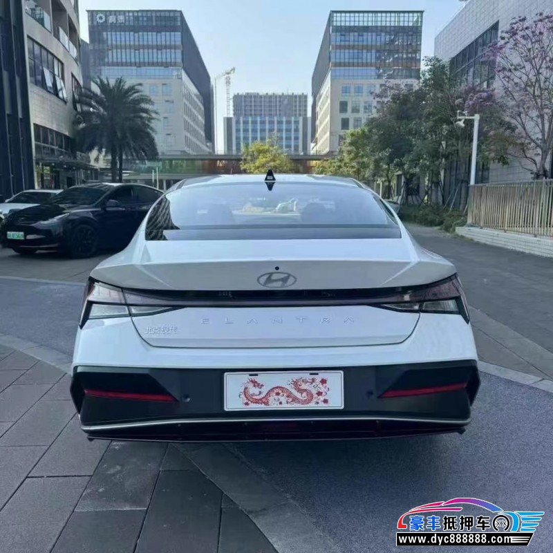 24年现代伊兰特轿车抵押车出售