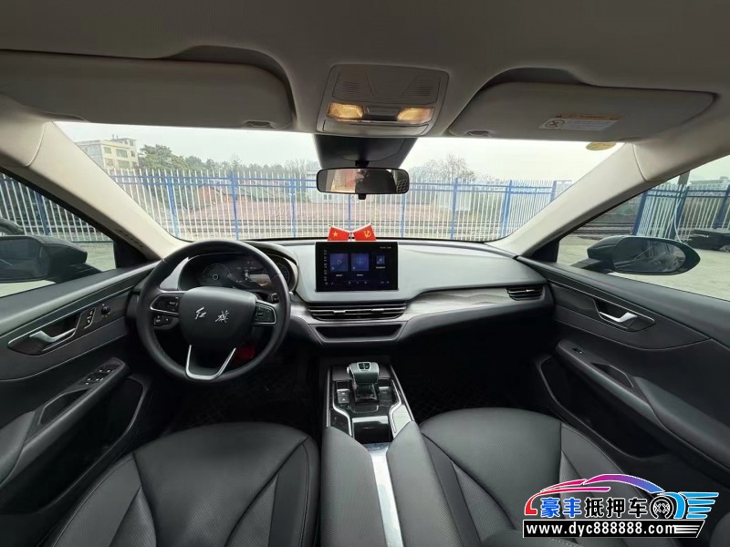 23年红旗EQM5轿车抵押车出售