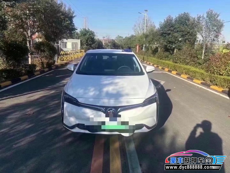 24年别克微蓝轿车抵押车出售