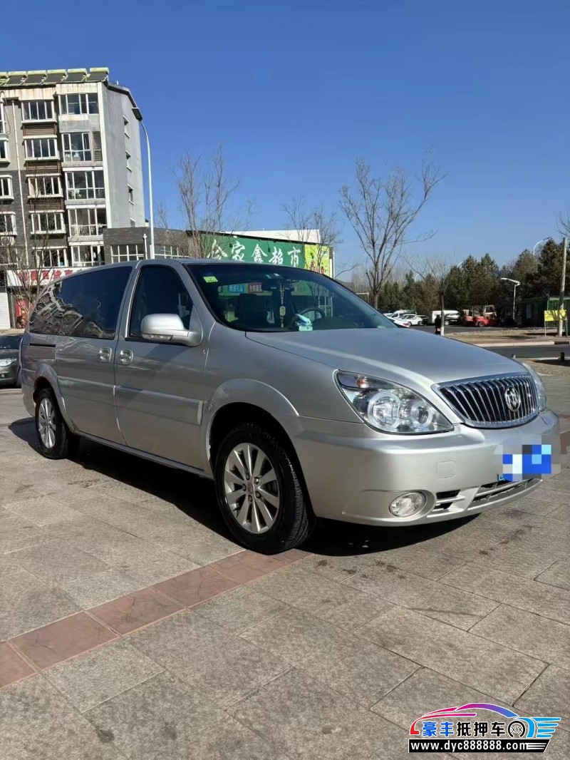 17年别克GL8轿车抵押车出售