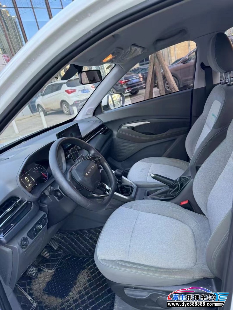 22年宝骏RS3轿车抵押车出售