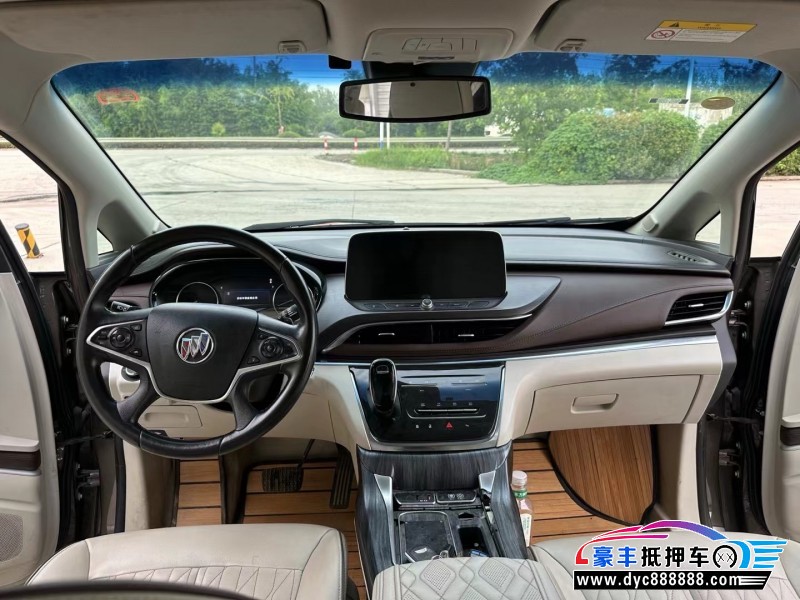 21年别克GL8轿车抵押车出售