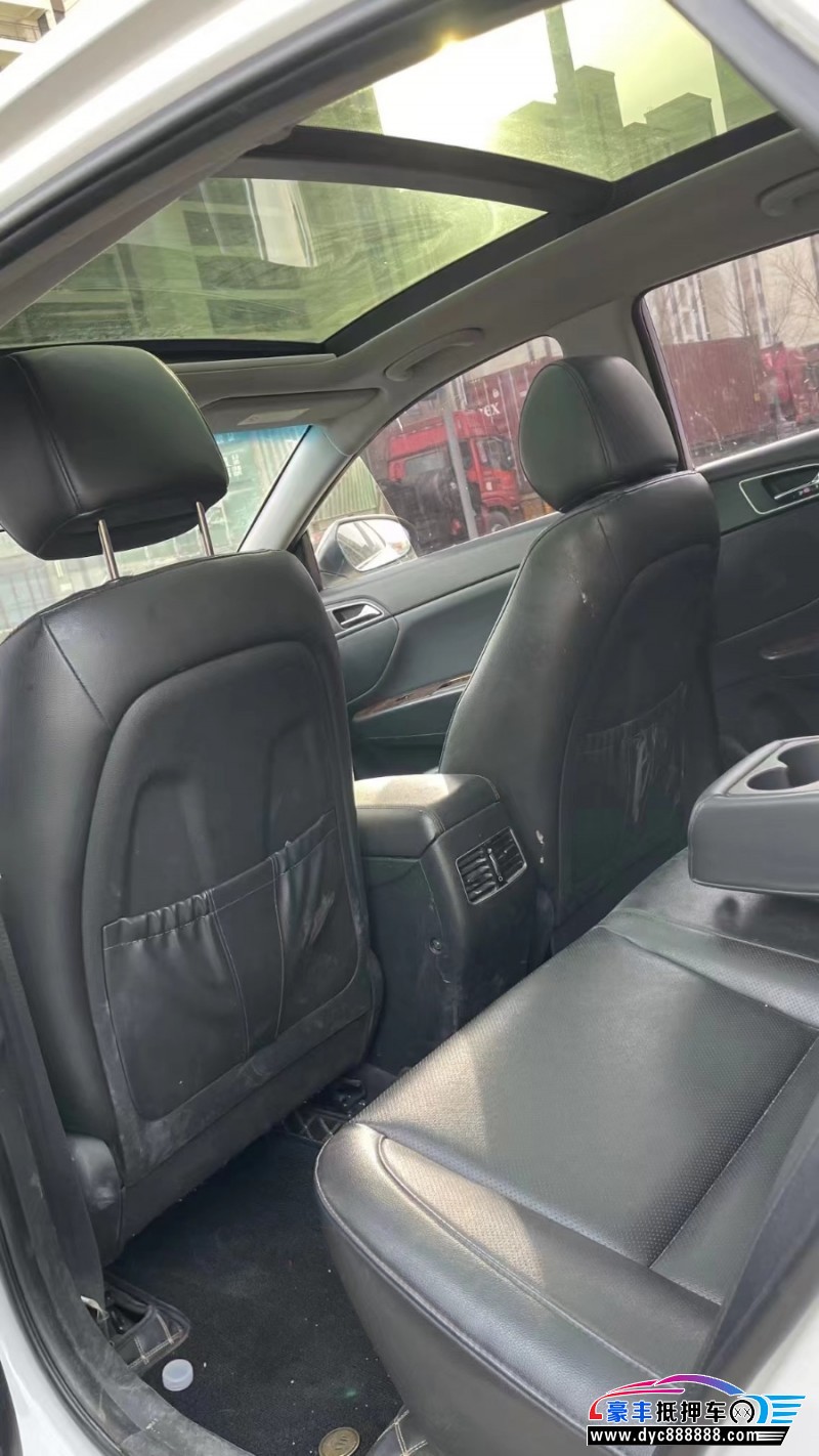 16年现代名图轿车抵押车出售