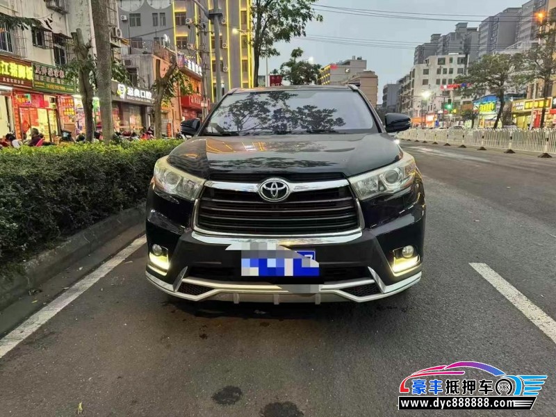 17年丰田汉兰达轿车抵押车出售