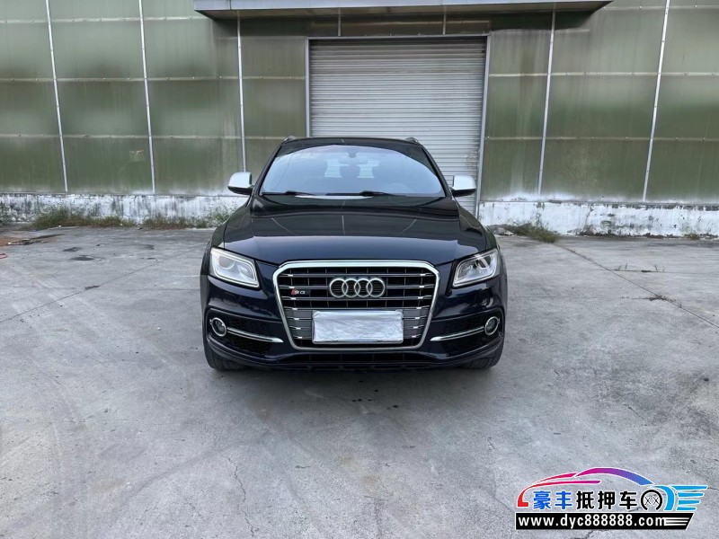 14年奥迪SQ5轿车抵押车出售