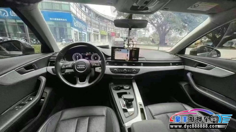 21年奥迪A4L轿车抵押车出售