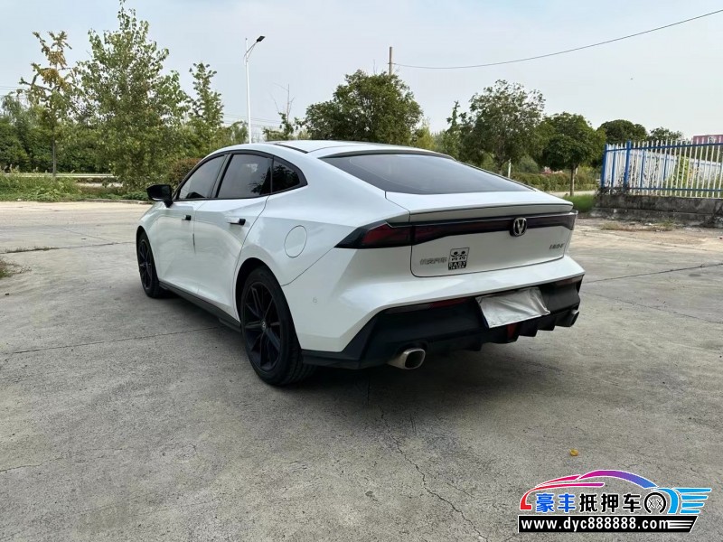 22年长安长安UNI轿车抵押车出售