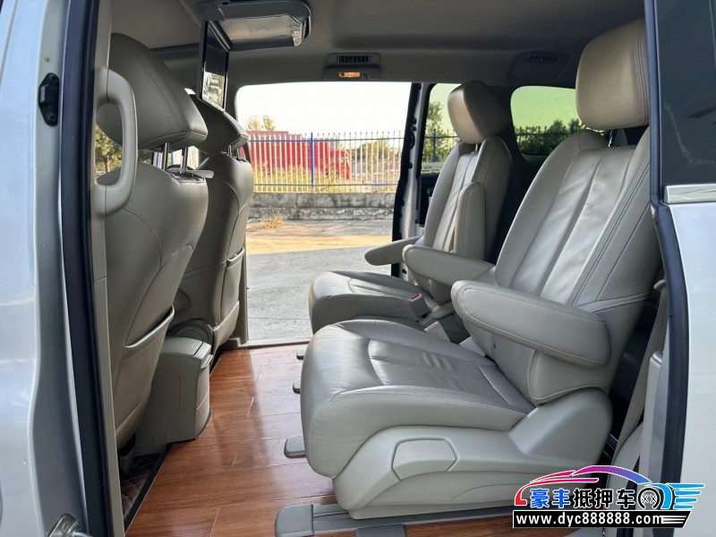 19年别克GL8轿车抵押车出售