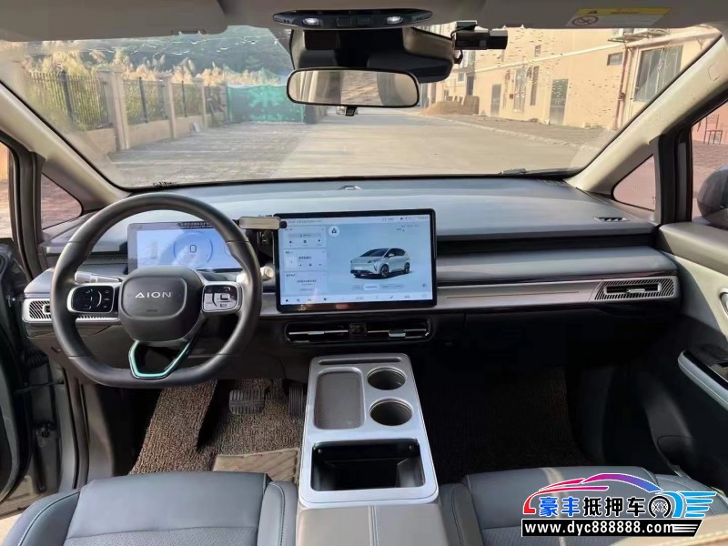 23年埃安Y70轿车抵押车出售