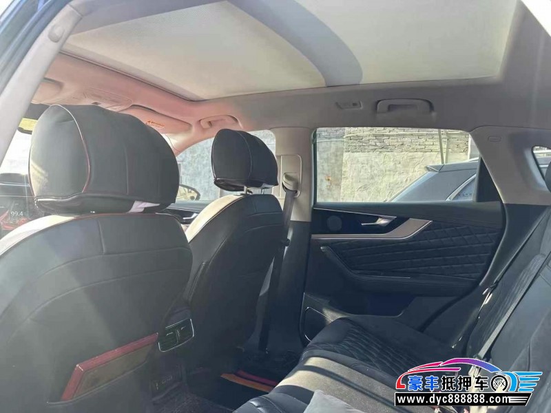 20年红旗HS5轿车抵押车出售