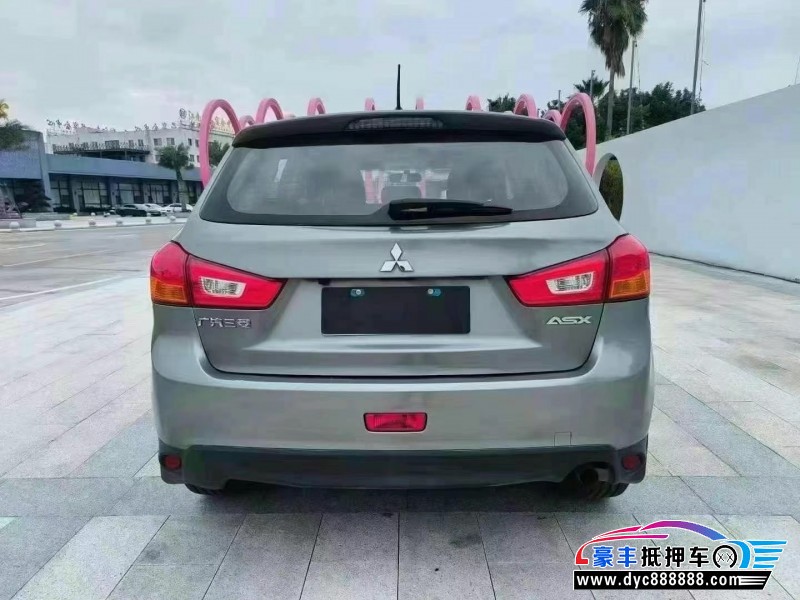 15年三菱劲炫轿车抵押车出售