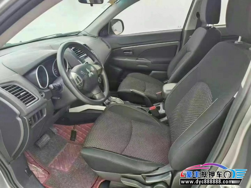 15年三菱劲炫轿车抵押车出售