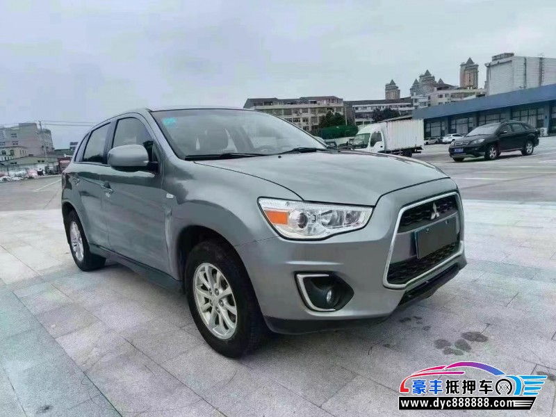 15年三菱劲炫轿车抵押车出售