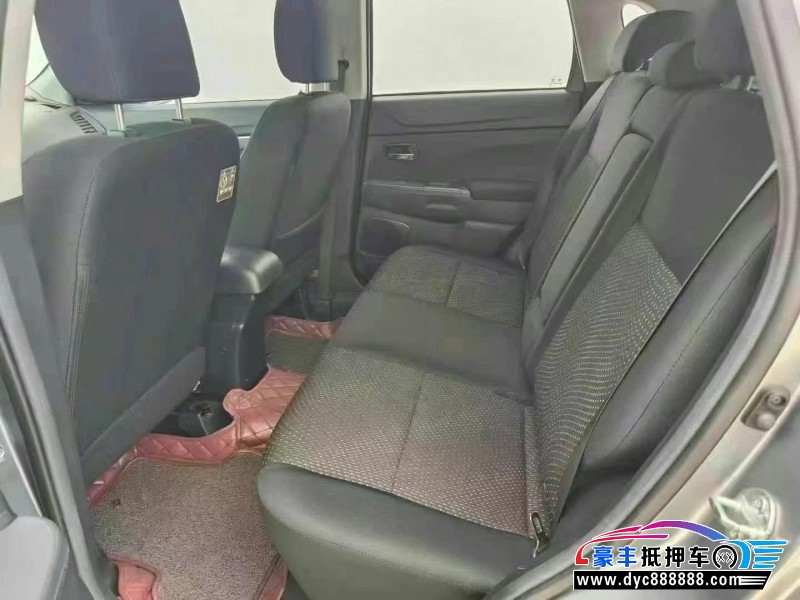 15年三菱劲炫轿车抵押车出售