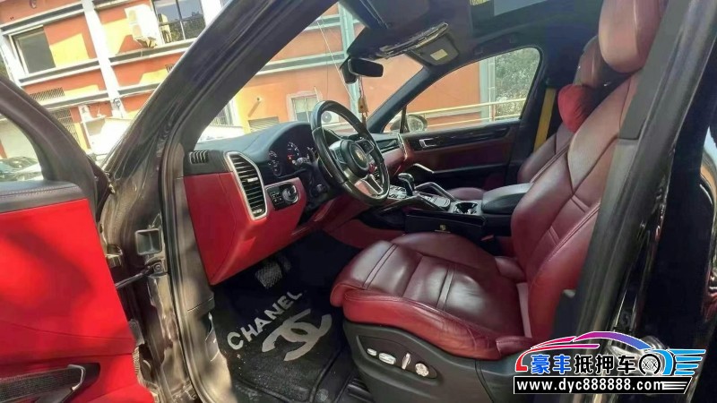 19年保时捷卡宴轿车抵押车出售