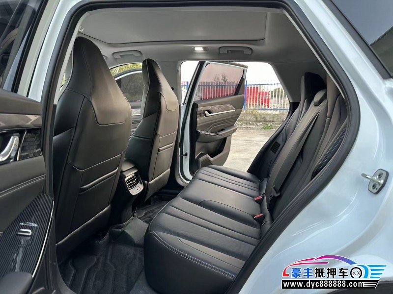 24年东风风神浩瀚轿车抵押车出售