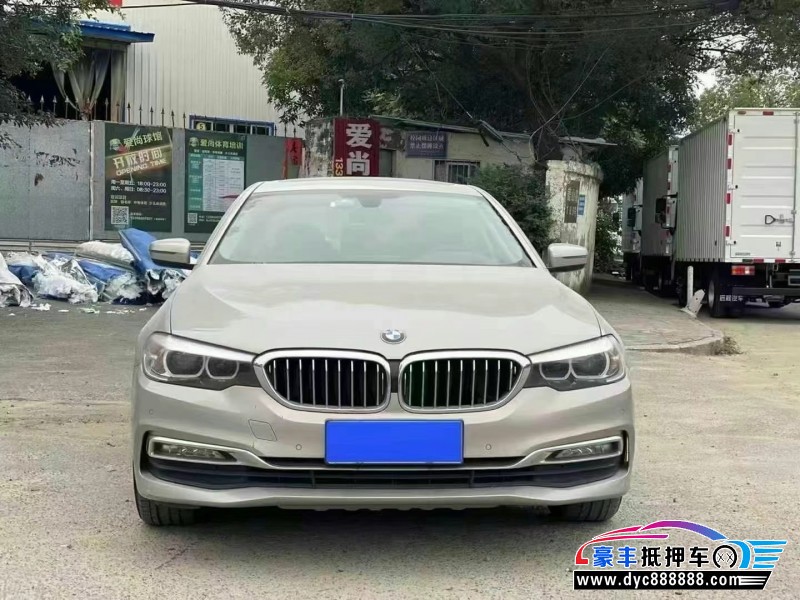 17年宝马5系轿车抵押车出售