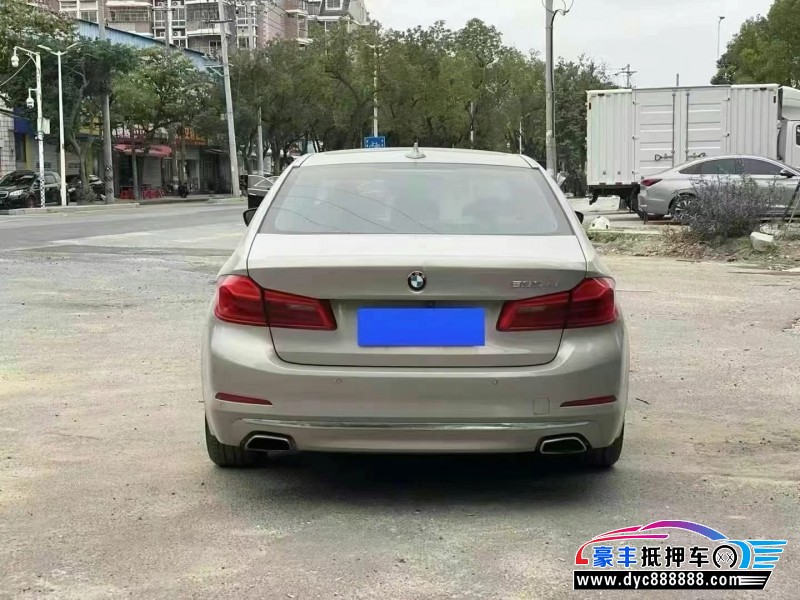 17年宝马5系轿车抵押车出售