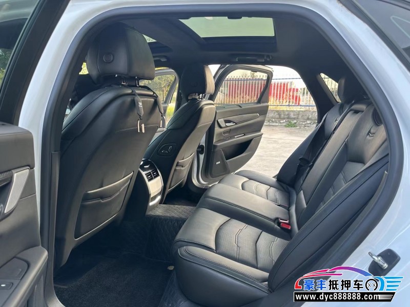 21年凯迪拉克CT6轿车抵押车出售