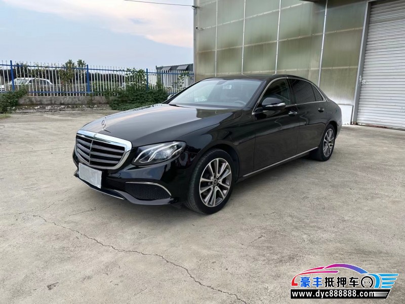 20年奔驰E轿车抵押车出售