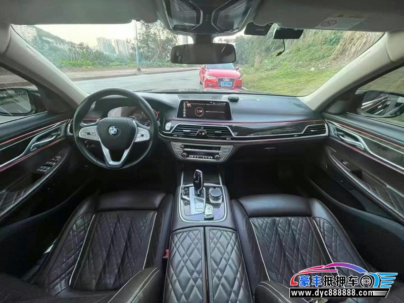 20年宝马7系轿车抵押车出售